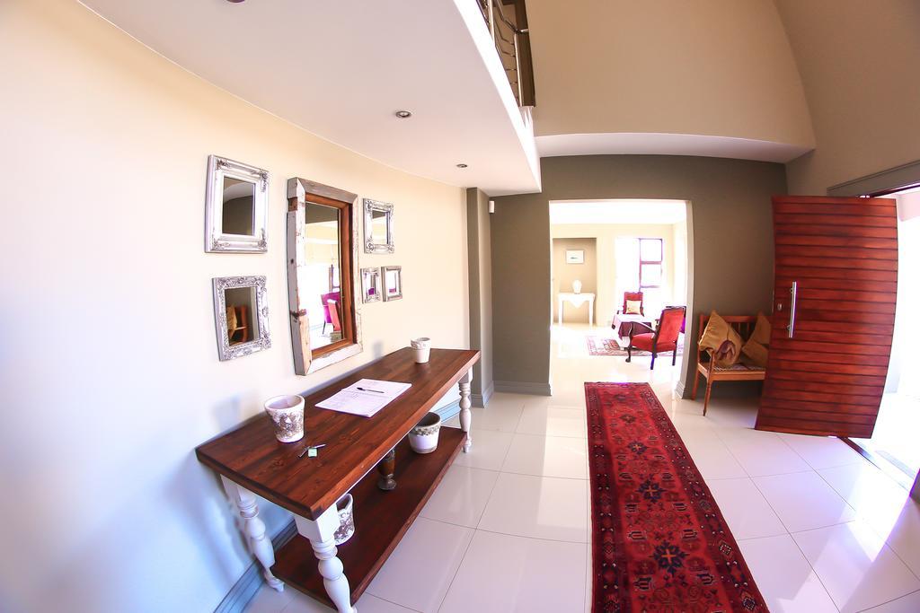 Alabaster Box Guesthouse Langebaan Extérieur photo