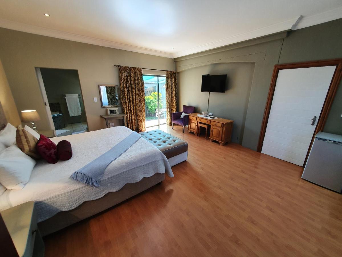 Alabaster Box Guesthouse Langebaan Extérieur photo